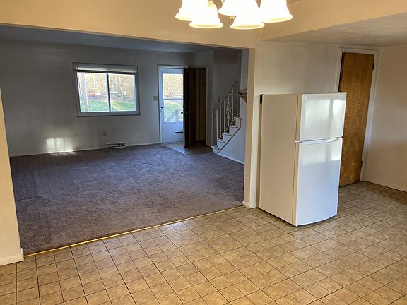 5th image of 1250 Cliffside St #1246
