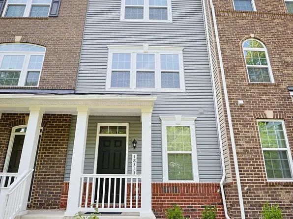 18313 Reaper Hill Ct Unit 39, Triangle, VA 22172