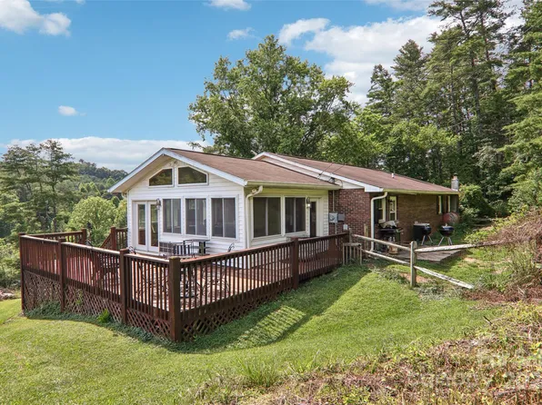 270 Hobson Branch Rd, Weaverville, NC 28787