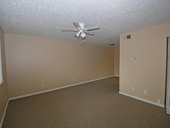 3rd image of 106 Casa Bella Ct #106
