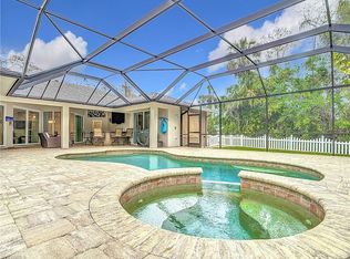 610 9th St NW, Naples, FL 34120