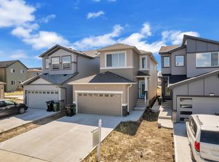 611 31st Ave NW, Edmonton, AB T6T1W9