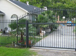 8718 Brannon St, Houston, TX 77093