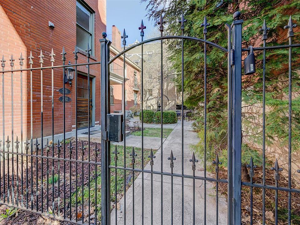 1st image of 3557 Halliday Ave #201
