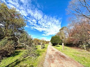 920 Branch Rd, Suffield, CT 06078