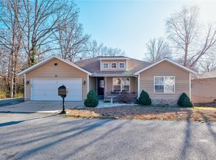 11 Ipswich Dr, Bella Vista, AR 72714