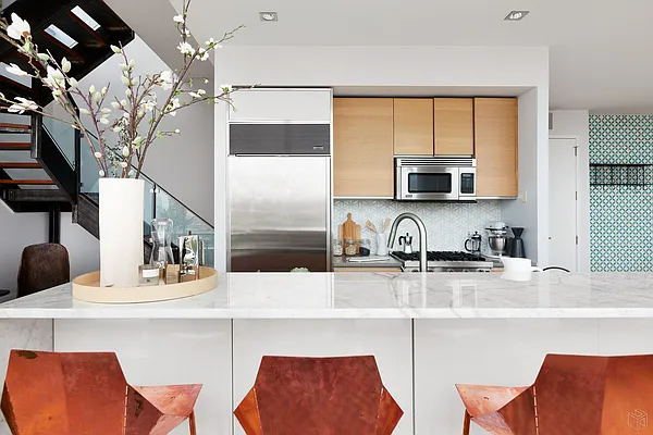 Sold by Halstead Real Estate | media 3