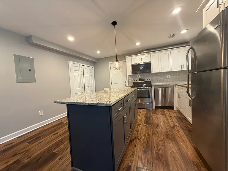 442 Sycamore Dr #442 — Photo 16