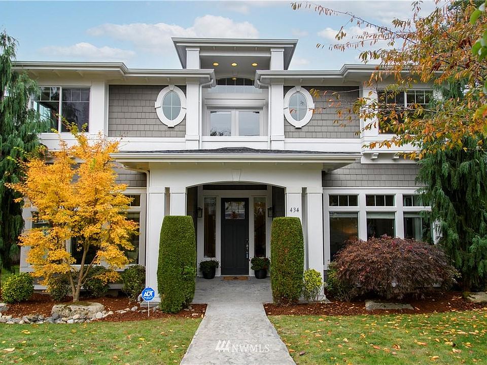 1st image of 434 6th Ave S