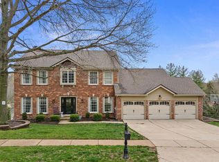 508 Prospector Ridge Dr, Ballwin, MO 63011