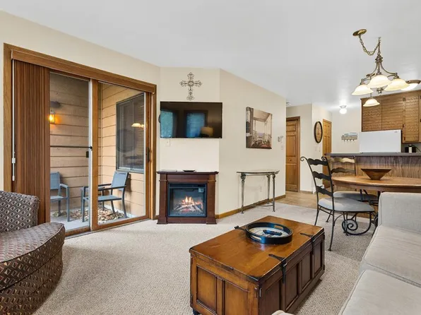 4908 N Landmark Cir #204, Egg Harbor, WI 54209