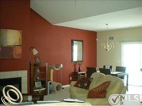4th image of 13201 Addington Dr #1