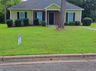 215 Cloud Ln, Albany, GA 31721