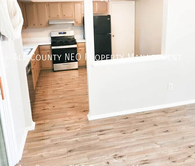 5727 Carolyn Dr — Photo 7