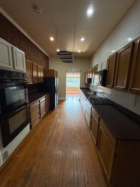 1 bed, $1,750 — Photo 3