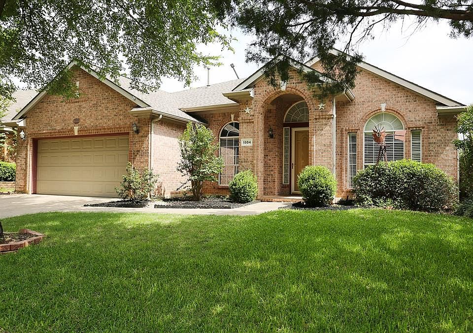 1st image of 1804 Arrow Wood Dr