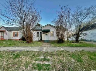 1112 Catherine St, Metropolis, IL 62960