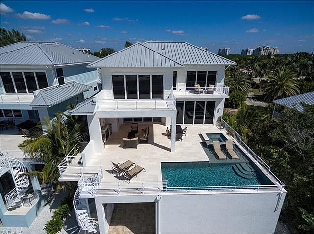 1st image of 7826 Estero Blvd