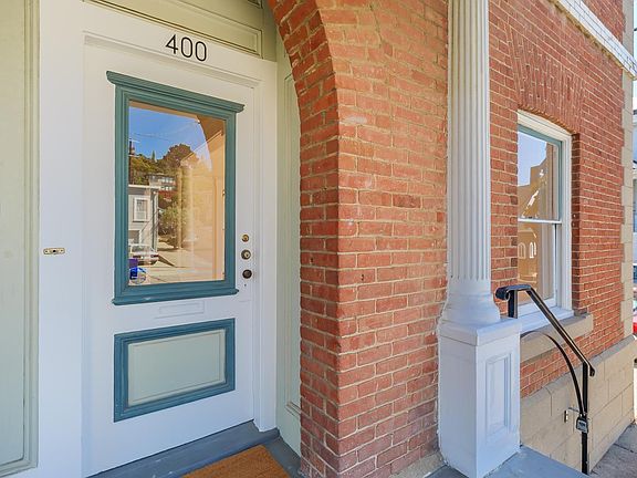 3rd image of 400 W Richmond Avenue