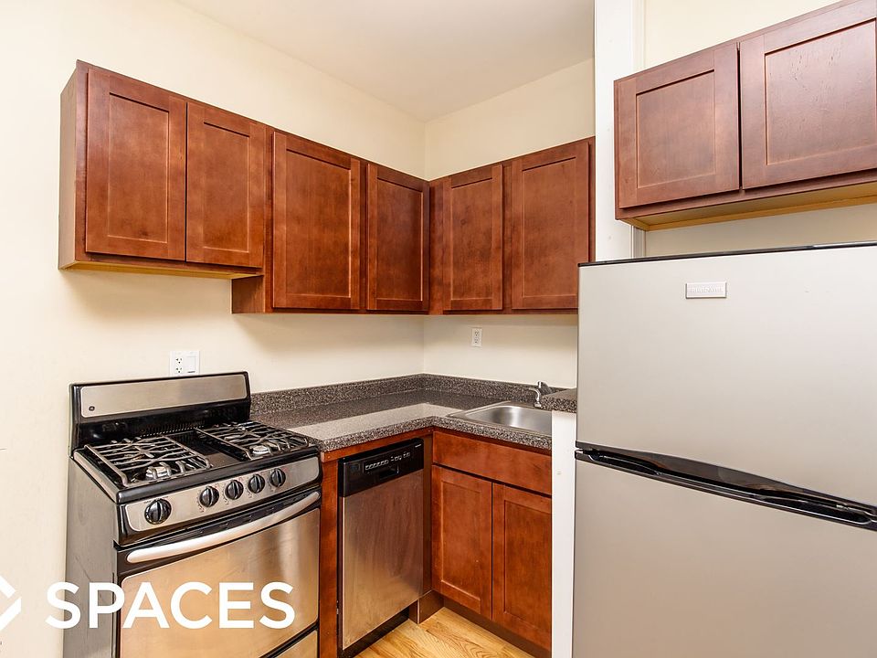 1st image of 3720 N Pine Grove Ave #3724X-W3