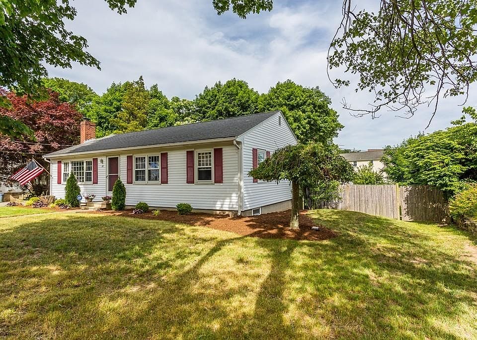 1st image of 15 Carmel Cir