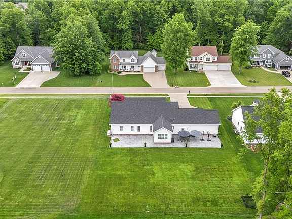 2nd image of 533 Terra Verde Ave