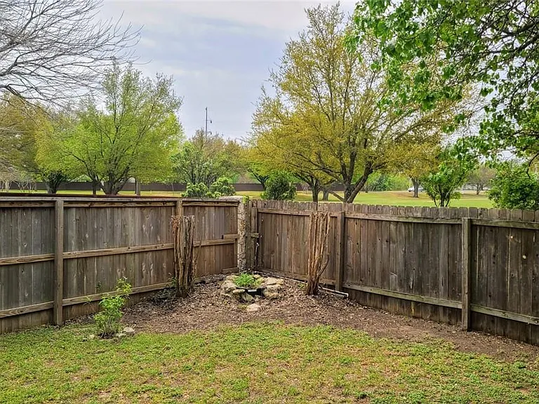 2517 Jacqueline Dr — Photo 24