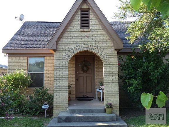 2nd image of 4902 Houston Dr