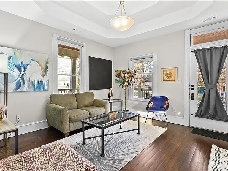 867 Beecher St SW — Photo 8