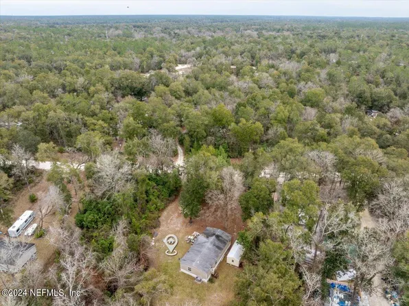 204 SW TRENTON Terrace, Fort White, FL 32038
