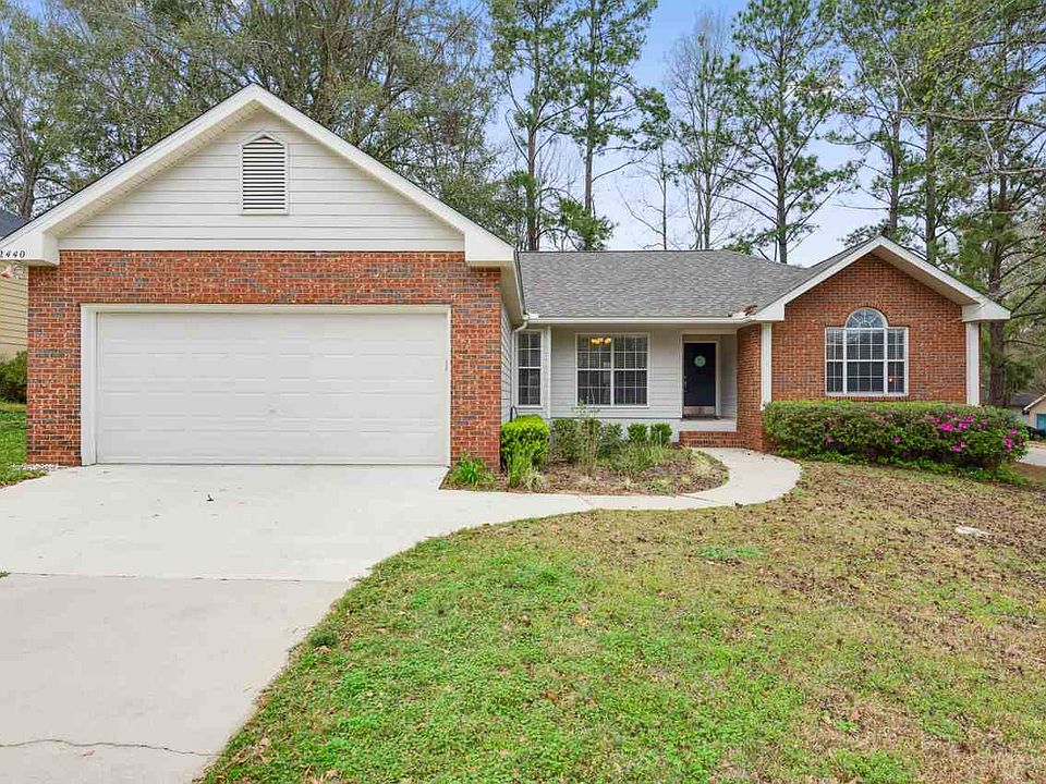 1st image of 2440 Basswood Ln
