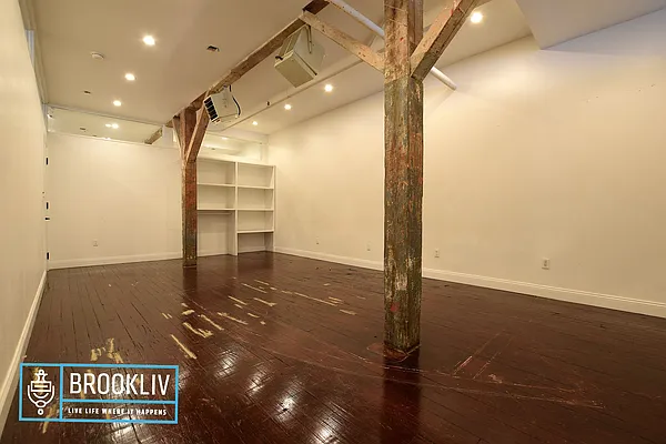 Rented by null | media 20