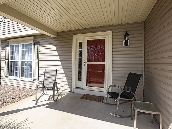 2nd image of 3407 Heather Brook Ln