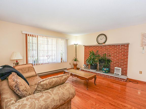 5th image of 2157 White Pine Dr