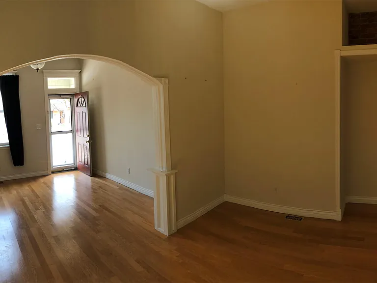 1448 Knox Ct — Photo 3