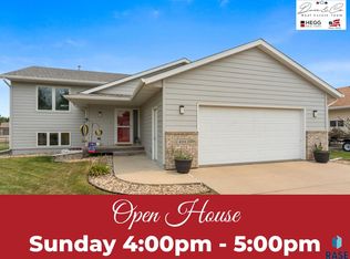 406 S Eastern Ave, Hartford, SD 57033