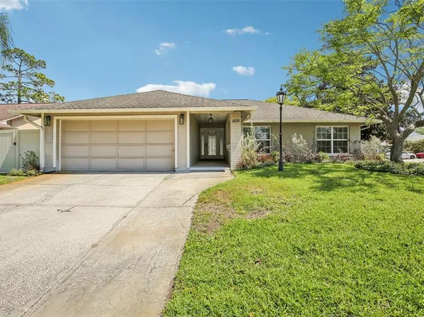 1419 Windmill Pointe Rd, Palm Harbor, FL 34685