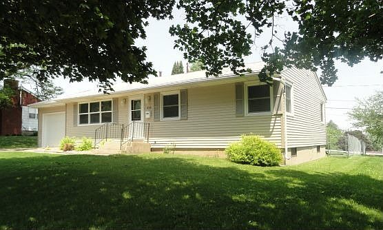 1st image of 626 Hillcrest Dr