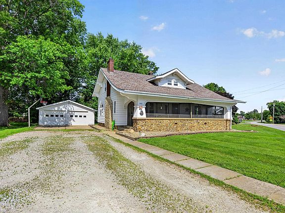 3rd image of 266 Dayton Rd