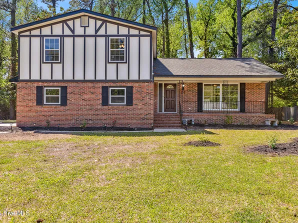 209 W Blackbeard Road, Wilmington, NC 28409