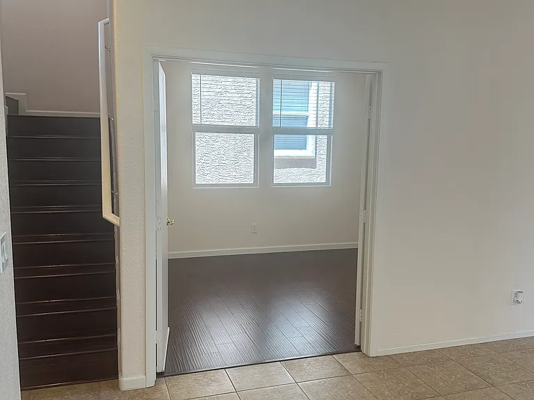 828 Percy Arms St — Photo 20