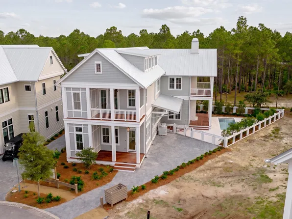 202 Climbing Rose Way, Pt Washington, FL 32459