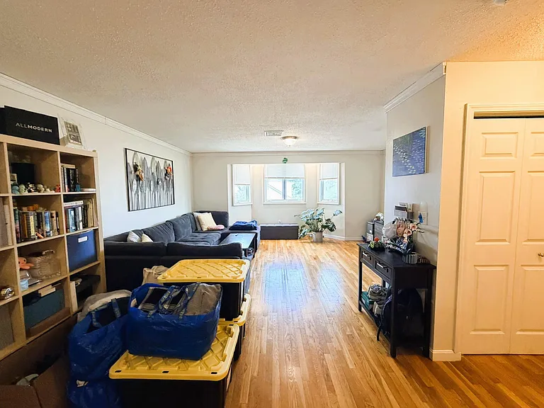618 Boston Ave #4 — Photo 2