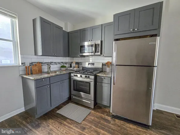 2209 Cantrell St, Philadelphia, PA 19145