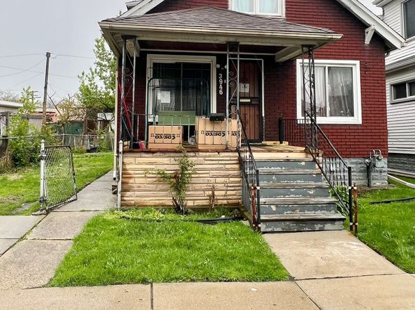 3946 Edwin St, Hamtramck, MI 48212