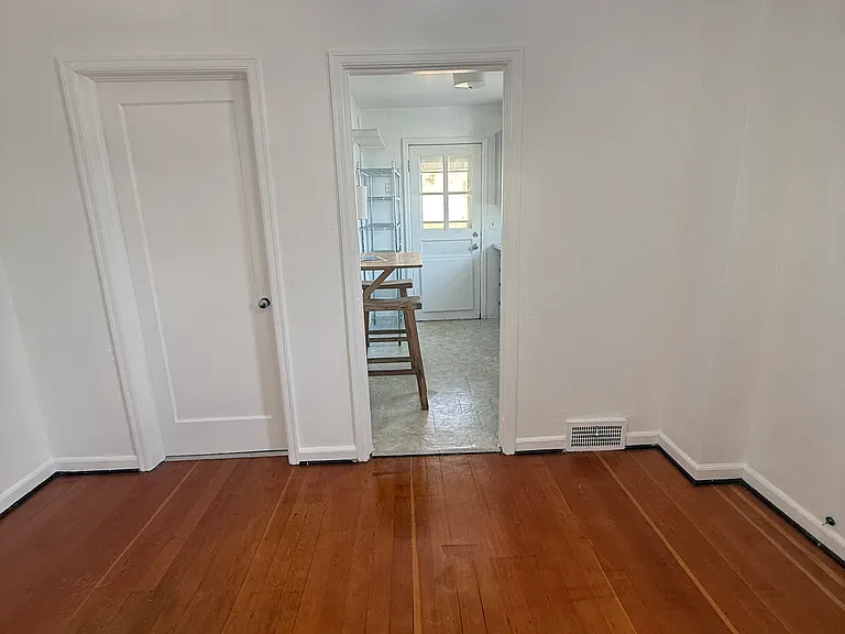 658 N Desoto St #A — Photo 7