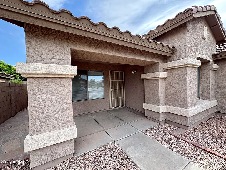 8556 W Carol Ave — Photo 4