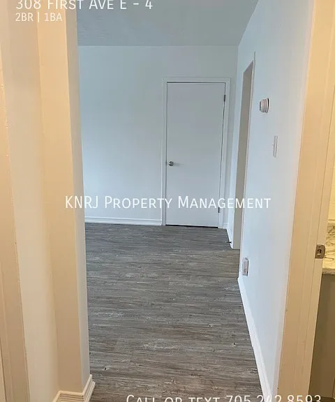 308 1st Ave E #4 — Photo 7