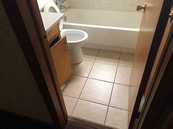 3rd image of 3026 Hadley Ave