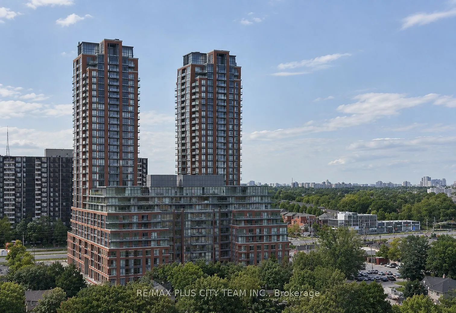 2 bed, $2,450 — Photo 1
